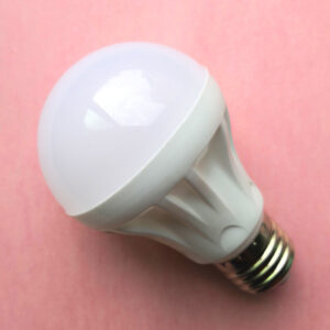 家电模具Led灯罩外壳注塑成型